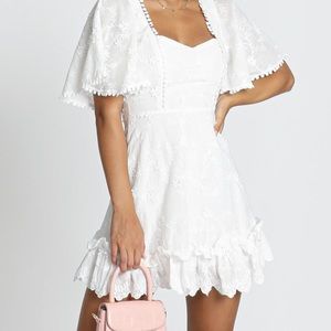 Cute spring/summer white floral pattern dress.